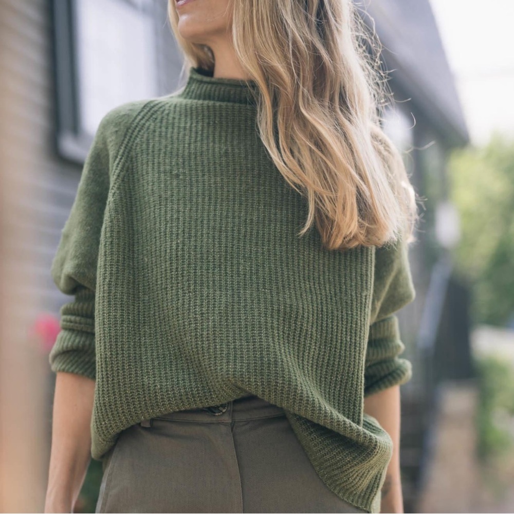 Able Harriet Mockneck Sweater Green S Oversized‎